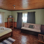 Chambre à coucher spacieuses pour 2 personnes.